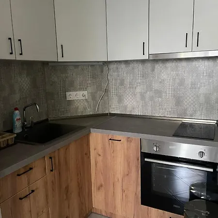 Sergeev Flat - 2 People - Chataldja * Warna